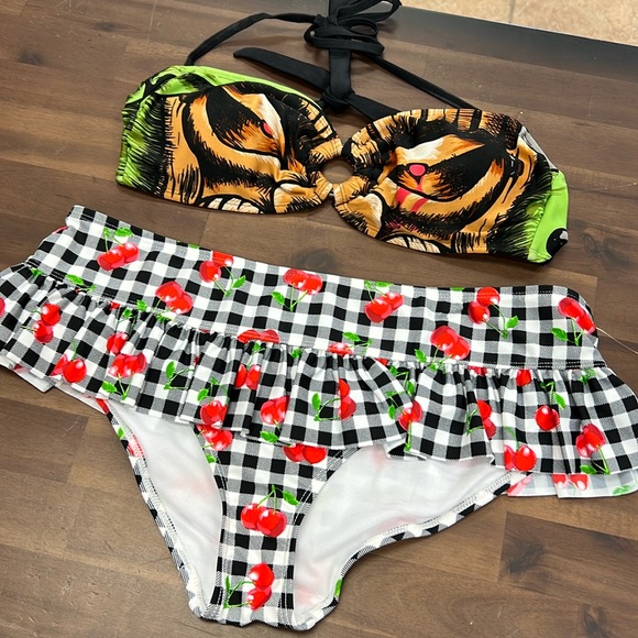 Iron Fist Other - Hot Topic Iron Fist Bikini 🥰